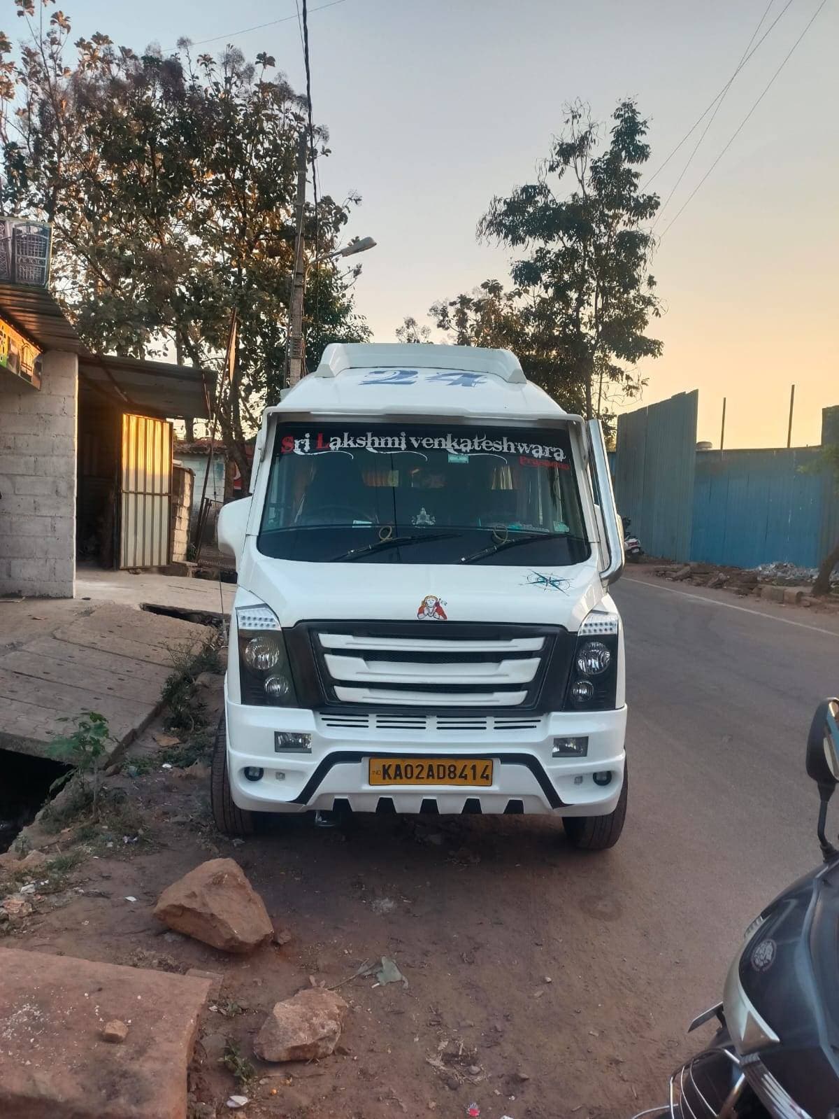 “Looking for a 12-seater tempo traveller in Bangalore? Expect typical rental rates around ₹18–₹22 per km (Non-AC) and ₹20–₹26 per km (AC / outstation use). Rates may vary by operator, season, distance and extra costs like tolls, parking or driver allowance.”